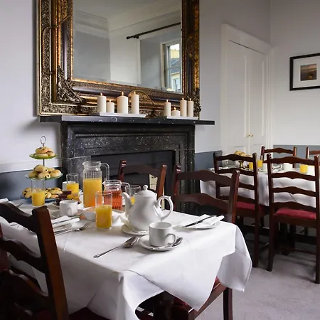 Hibernian House 3* Κίλκενι