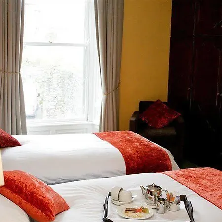 Hibernian House 3* Κίλκενι